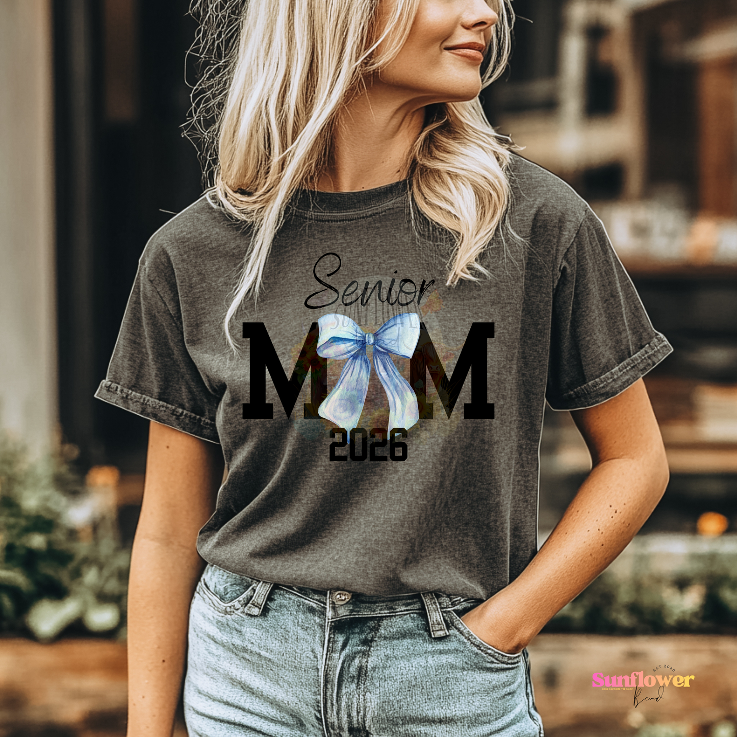 Senior Mom 2026 Blue Bow