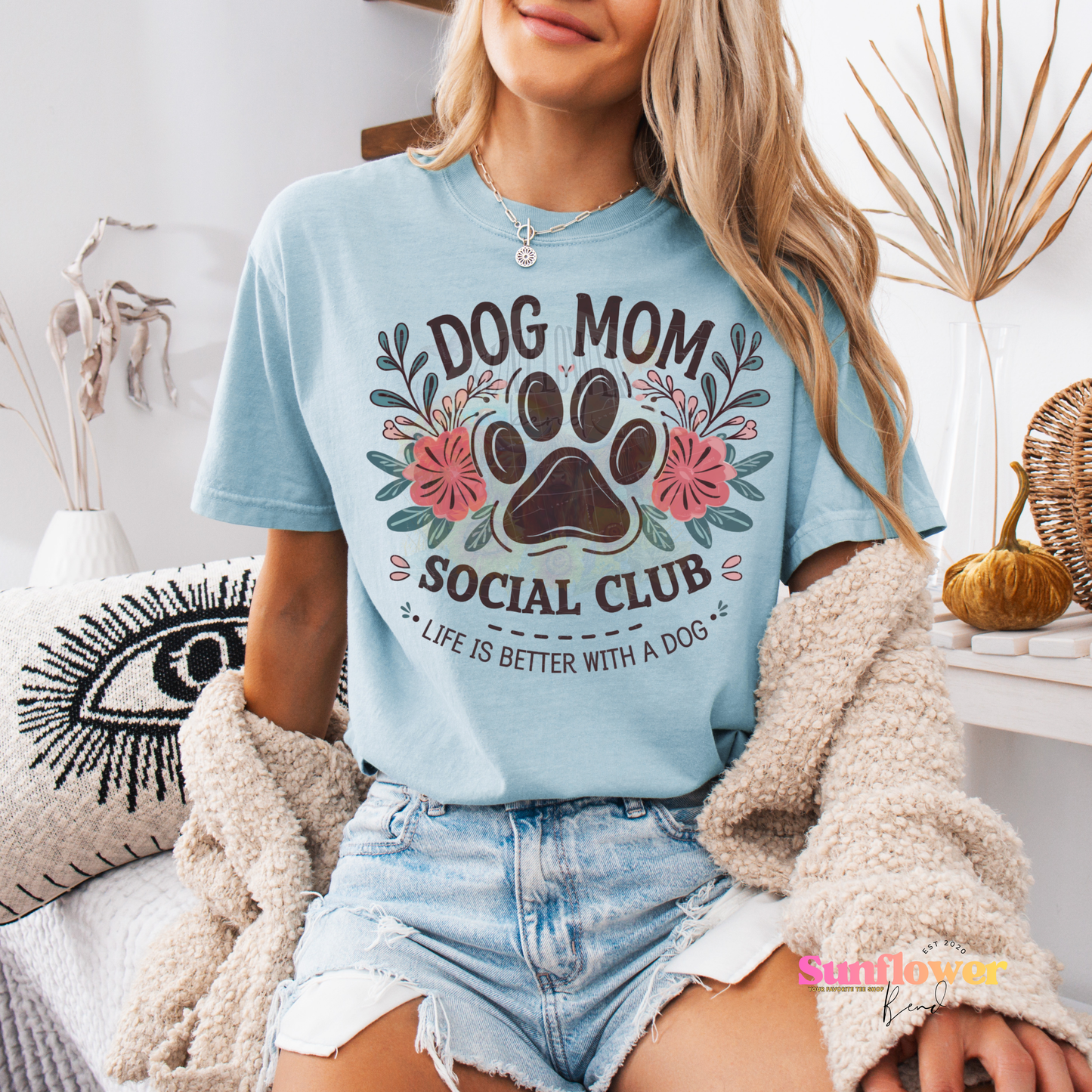 Dog Mom Social Club